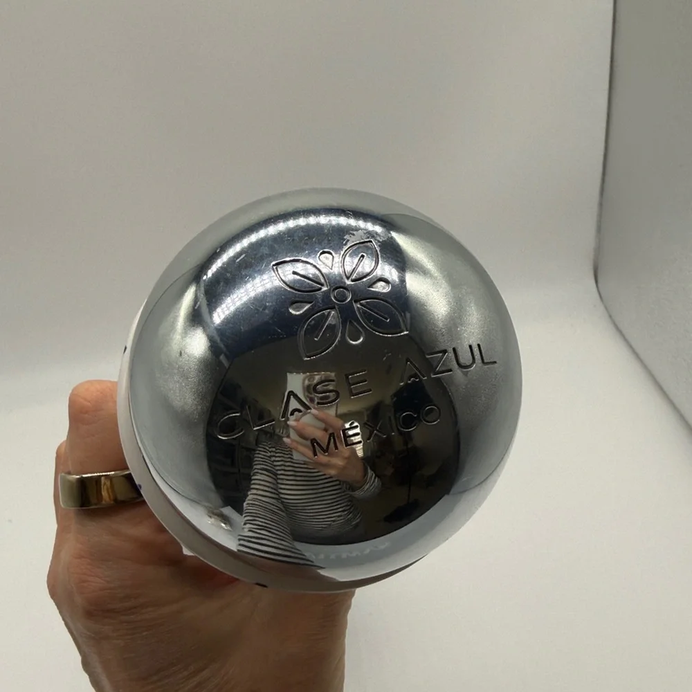 Clase Azul Reposado 750ml Tequila Bottle in Box. - Picture 3 of 9